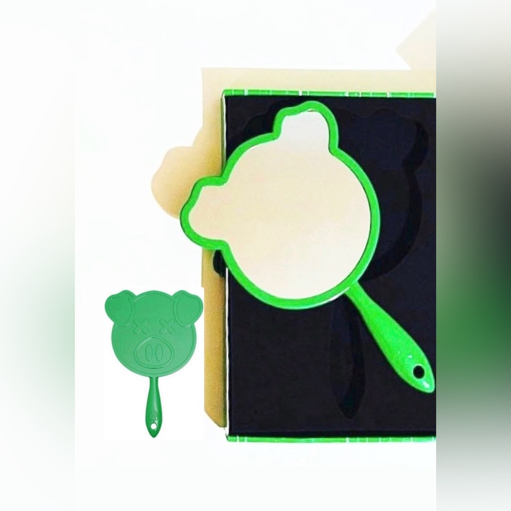 Jeffree Star X Shane Dawson Green Glitter Pig Mirror